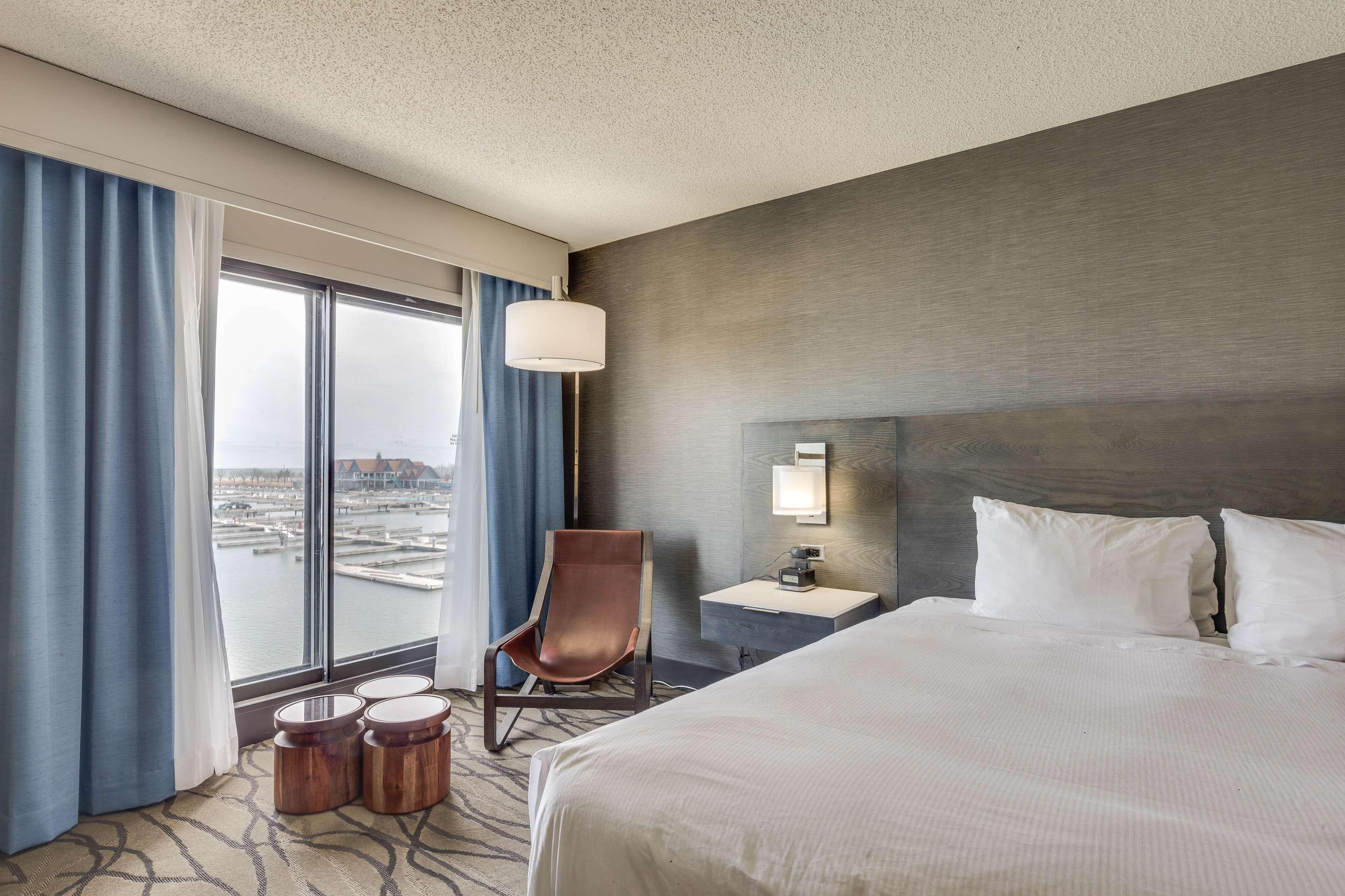 מלון Doubletree By Hilton Racine Harbourwalk מראה חיצוני תמונה