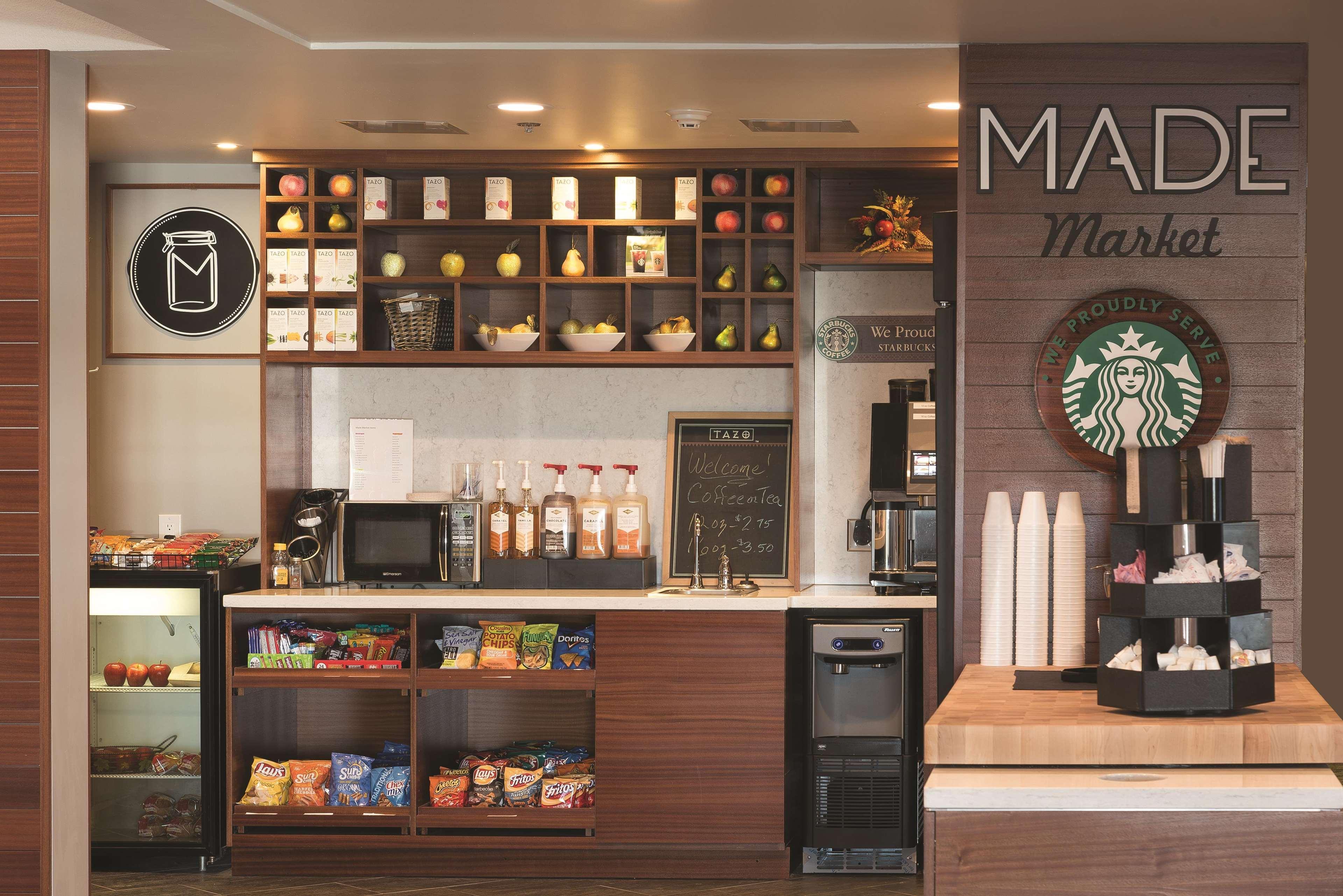 מלון Doubletree By Hilton Racine Harbourwalk מראה חיצוני תמונה
