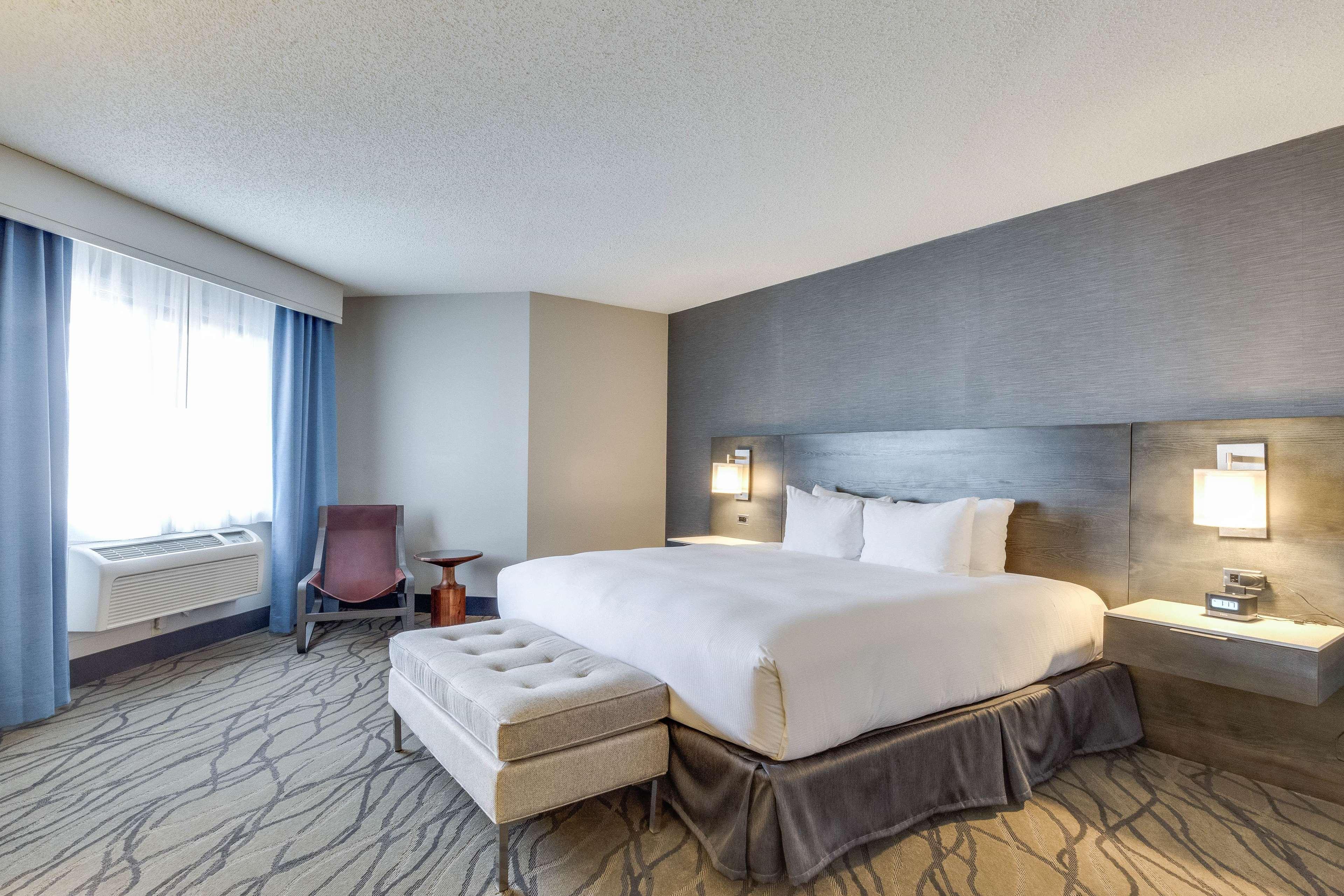 מלון Doubletree By Hilton Racine Harbourwalk מראה חיצוני תמונה