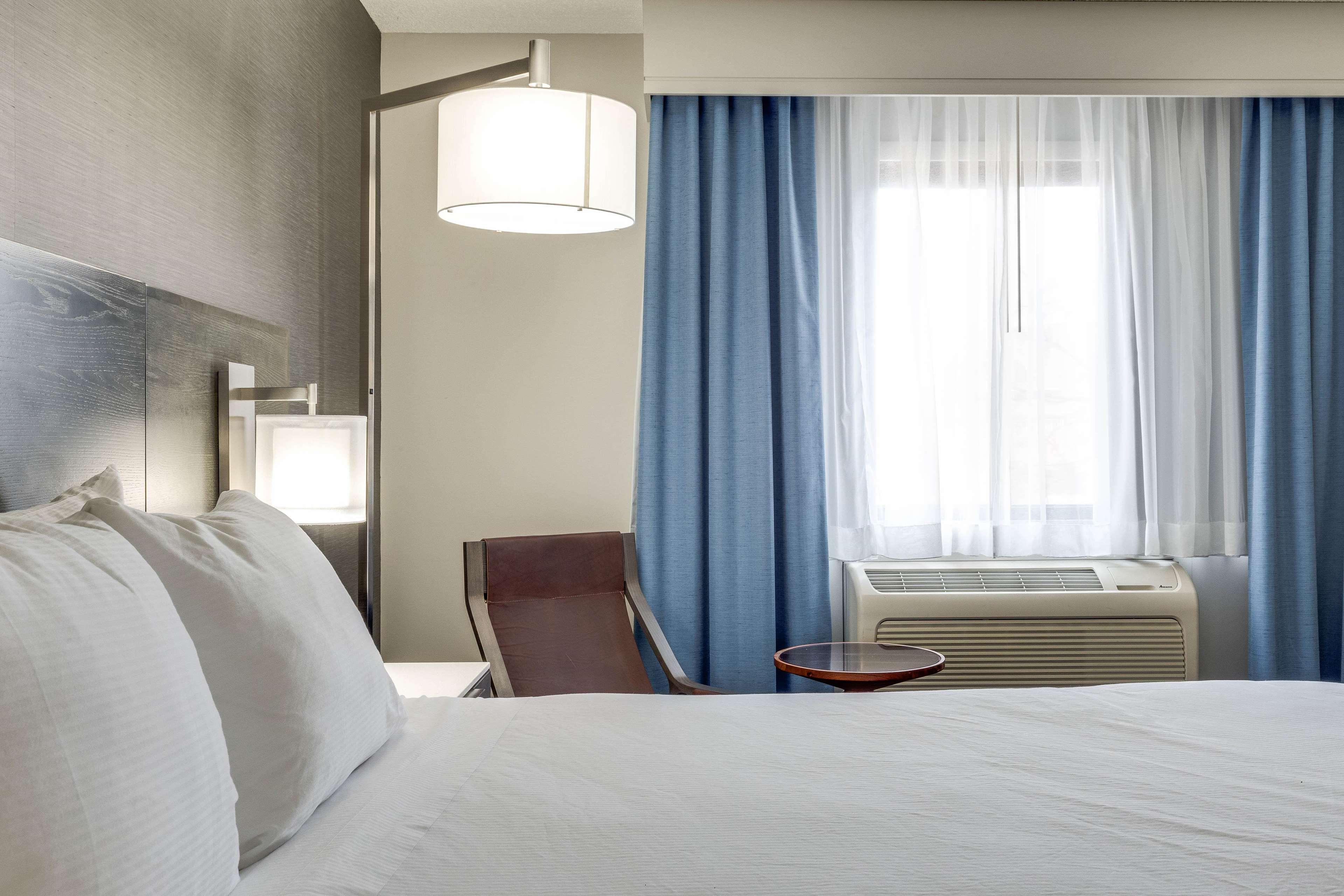 מלון Doubletree By Hilton Racine Harbourwalk מראה חיצוני תמונה
