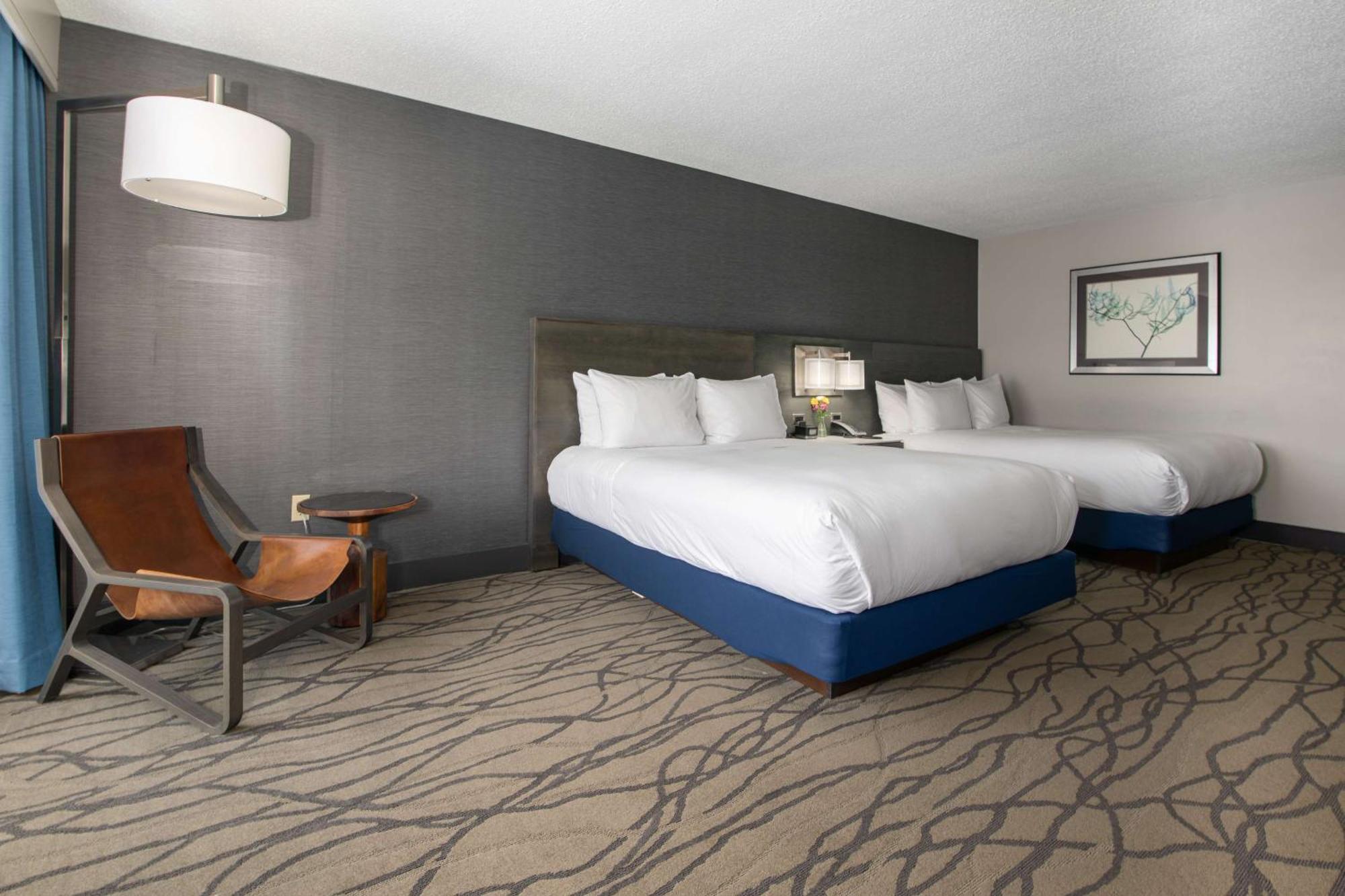 מלון Doubletree By Hilton Racine Harbourwalk מראה חיצוני תמונה