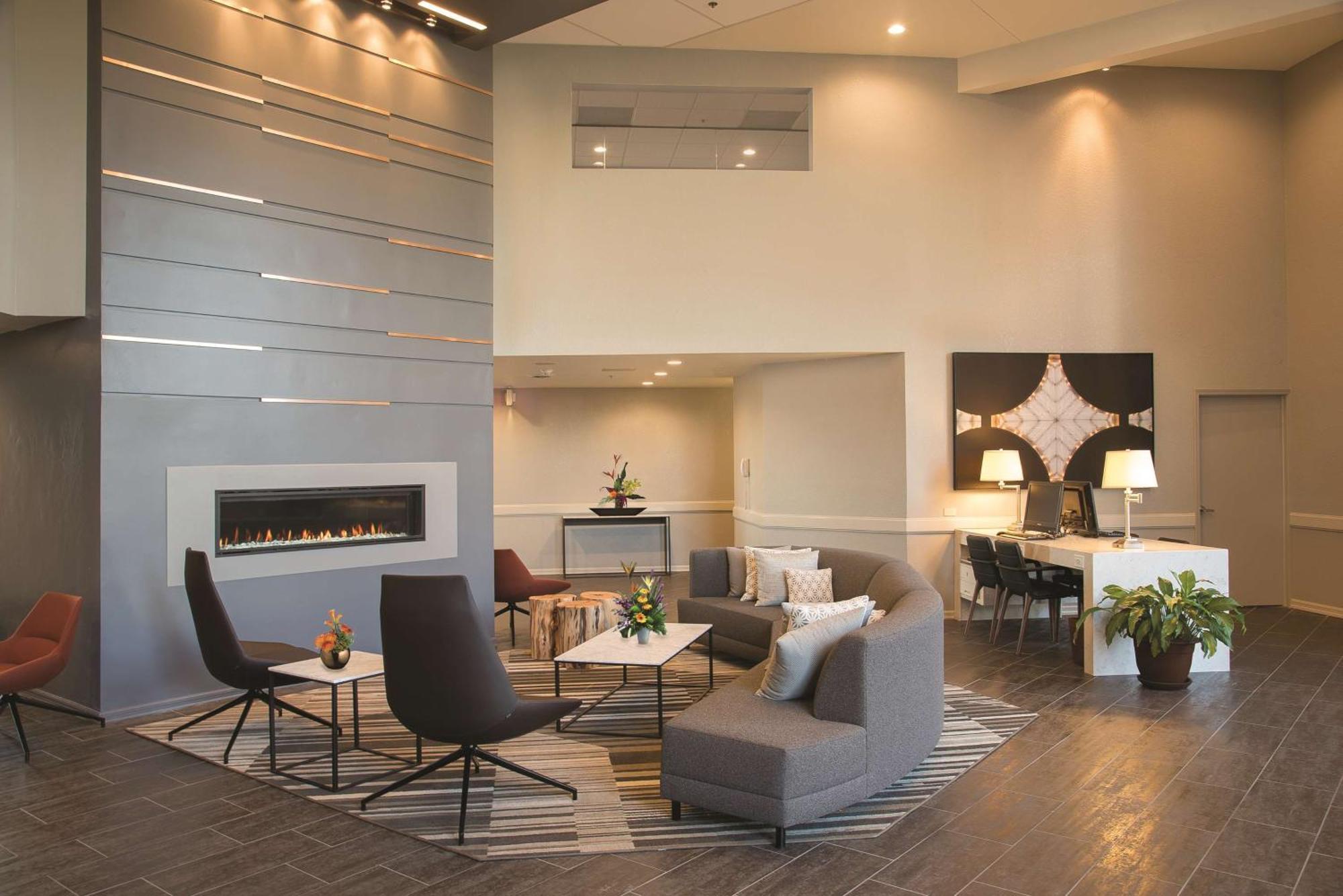 מלון Doubletree By Hilton Racine Harbourwalk מראה חיצוני תמונה